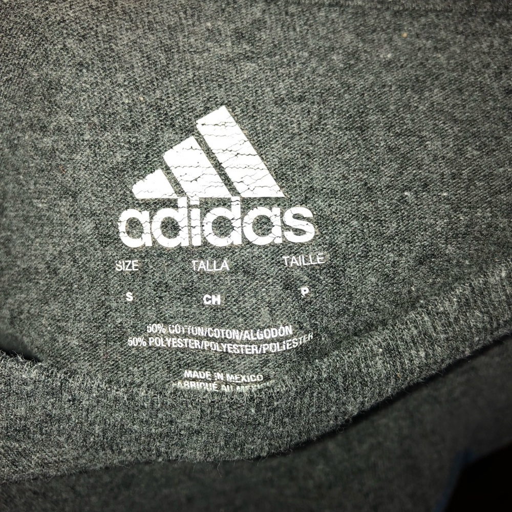 Men’s Adidas t shirt - Picture 4 of 4